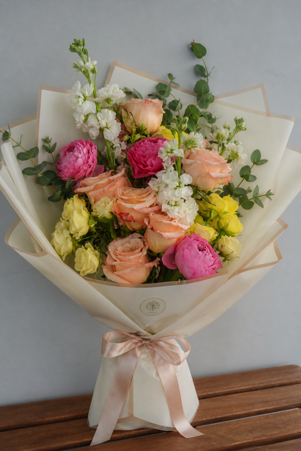 The Signature bouquet detail