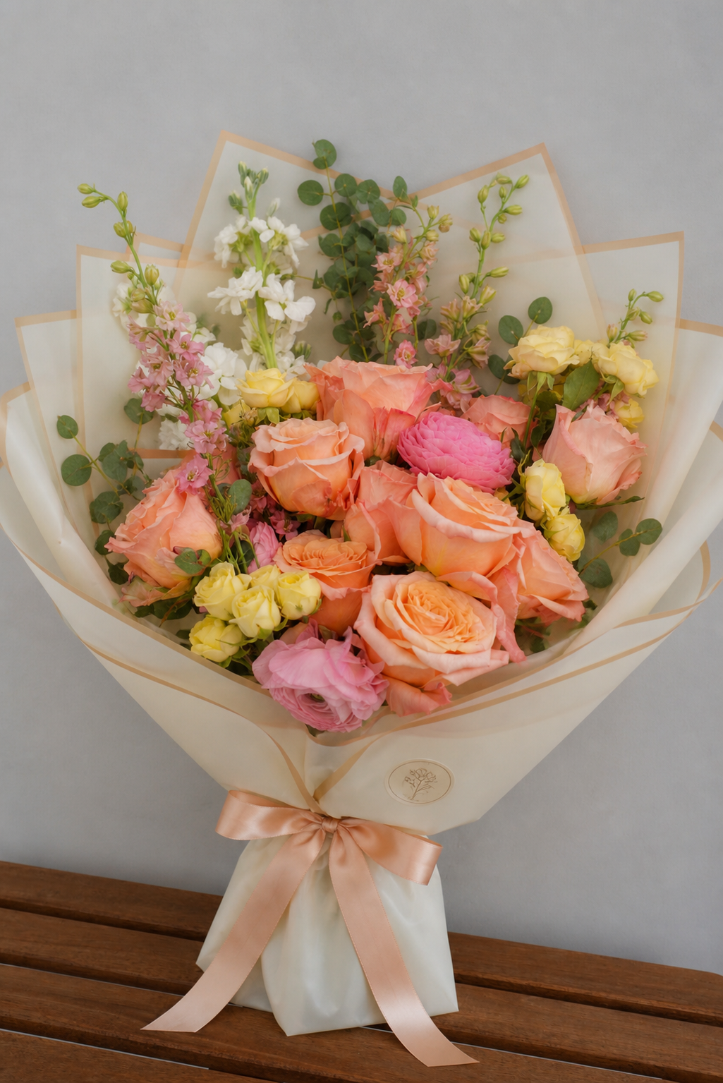 The Statement bouquet detail